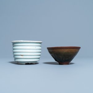 A Chinese qingbai censer and a  'Jian' hare's fur-glazed tea bowl, Song — photo 2
