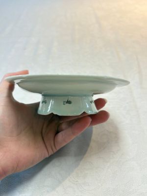 A Chinese qingbai cup stand, Song — photo 8
