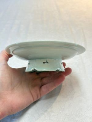 A Chinese qingbai cup stand, Song — photo 9