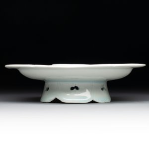 A Chinese qingbai cup stand, Song — photo 3