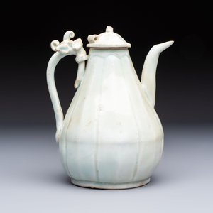 A Chinese qingbai ewer and cover, Yuan — photo 4