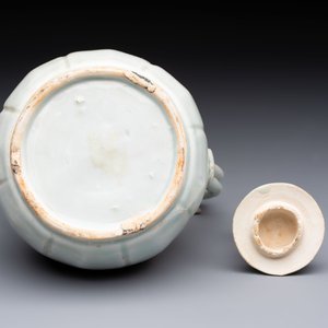 A Chinese qingbai ewer and cover, Yuan — photo 7