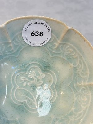 A Chinese qingbai incised lobed bowl, Song — photo 3