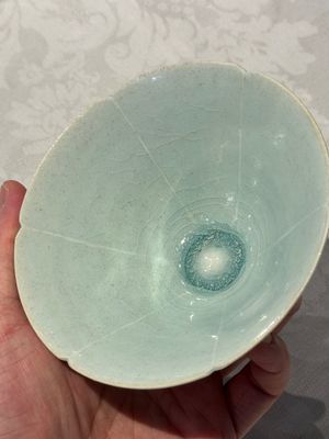 A Chinese qingbai lobed bowl, Song — photo 3