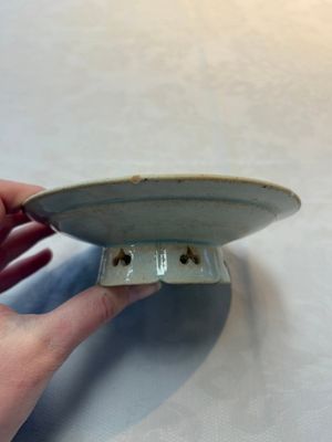 A Chinese qingbai lobed cup and stand, Song — foto 9