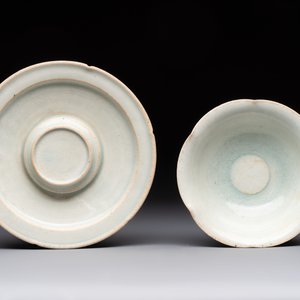 A Chinese qingbai lobed cup and stand, Song — foto 8