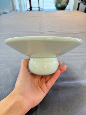A Chinese qingbai spittoon with incised floral design, Song/Yuan — 照片 4