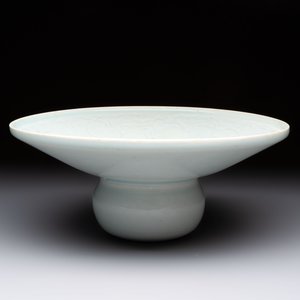 A Chinese qingbai spittoon with incised floral design, Song/Yuan — 照片 3