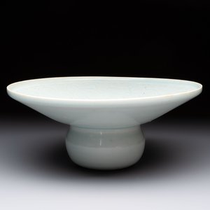 A Chinese qingbai spittoon with incised floral design, Song/Yuan — 照片 4
