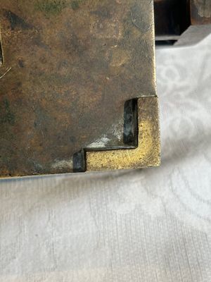 A Chinese rectangular bronze censer, Yu Tang Jing Wan 玉堂精玩 mark, Qing — foto 15