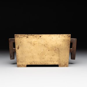 A Chinese rectangular bronze censer, Yu Tang Jing Wan 玉堂精玩 mark, Qing — foto 2
