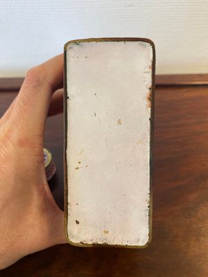 A Chinese rectangular Canton enamel tea caddy and cover, Qianlong — photo 8