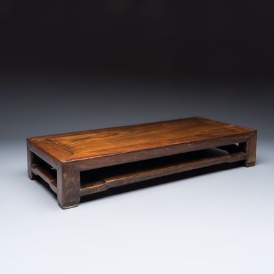 A Chinese rectangular hongmu stand, 19th C.