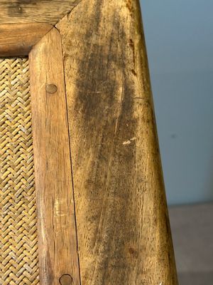 A Chinese rectangular huanghuali wooden stool with 'chilong' design, 17/18th C. — photo 9