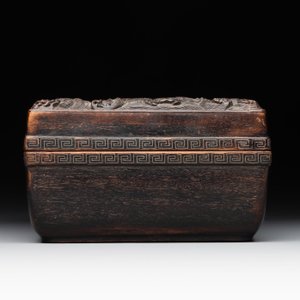 A Chinese rectangular silver-inlaid zitan wood 'dragon' box and cover, 17/18th C. — 照片 6