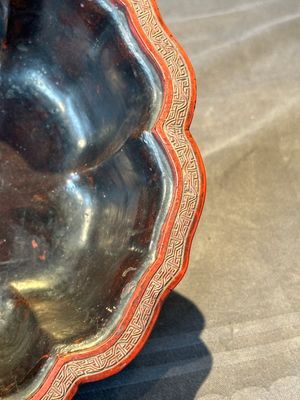 A Chinese red cinnabar lacquer jardiniere with floral design, Yongzheng/Qianlong — foto 7