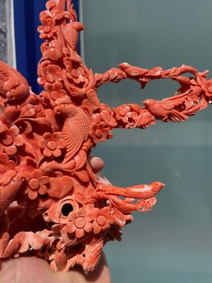A Chinese red coral group of birds among flowering branches, 19/20th C. — foto 18