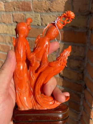 A Chinese red coral group of two ladies and a phoenix, 19/20th C. — photo 13