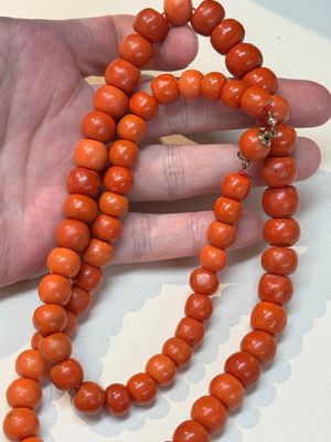 A Chinese red coral necklace, 19th C. — photo 14