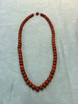 A Chinese red coral necklace, 19th C. — photo 7