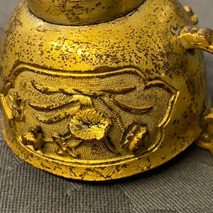 A Chinese relief-decorated gilt bronze cup, Ming — photo 13
