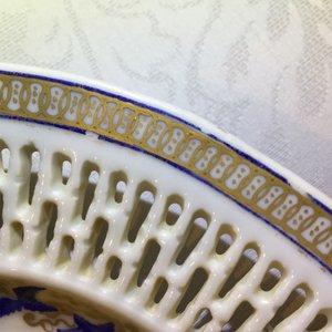 A Chinese reticulated oval 'religious subject' dish, Qianlong — photo 7