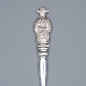 A Chinese reticulated silver cake-server, 19/20th C. — 照片 9