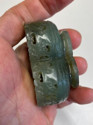 A Chinese reticulated white jade parfumier with spinach-green jade cover and base, Qing — photo 15