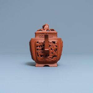 A Chinese reticulated Yixing stoneware teapot and cover, Kangxi — photo 5