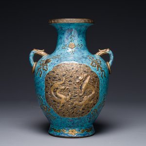 A Chinese robin's egg and faux bronze-glazed 'hu' vase, Qianlong mark, 19th C. — photo 3