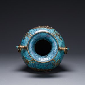 A Chinese robin's egg and faux bronze-glazed 'hu' vase, Qianlong mark, 19th C. — photo 4