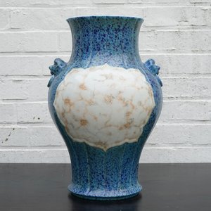 A Chinese robin's egg and faux marbre vase, Qianlong mark, 20th C. — photo 10