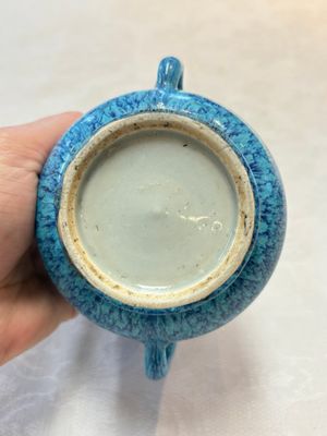 A Chinese robin's egg-glazed censer on a wooden stand and a copper-red-glazed seal paste box and cover, 19/20th C. — foto 7