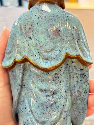 A Chinese robin's egg-glazed gilt-decorated standing Buddha, 18th C. — 照片 8