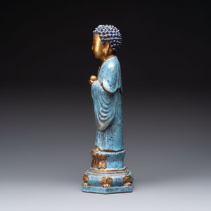 A Chinese robin's egg-glazed gilt-decorated standing Buddha, 18th C. — 照片 3