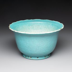 A Chinese robin's egg-glazed jardinière, 19th C. — photo 1
