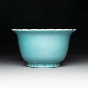 A Chinese robin's egg-glazed jardinière, 19th C. — photo 2