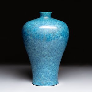 A Chinese robin's egg-glazed ‘meiping’ vase, 19/20th C. — photo 4