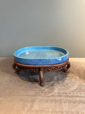 A Chinese robin's egg-glazed narcissus basin with a wooden stand, 19th C. — photo 1