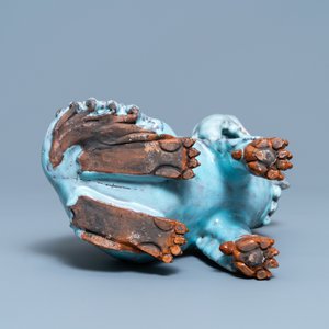 A Chinese robin's egg-glazed Shiwan pottery model of a qilin, 18/19th C. — photo 7