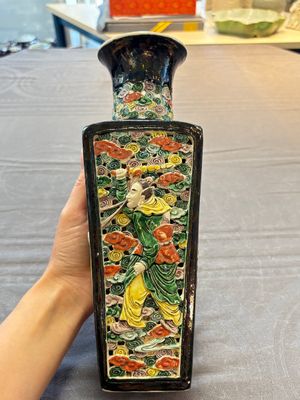A Chinese robin's egg-glazed vase with relief floral design and a famille noire 'Four Heavenly Kings' vase, 19th C. — photo 3