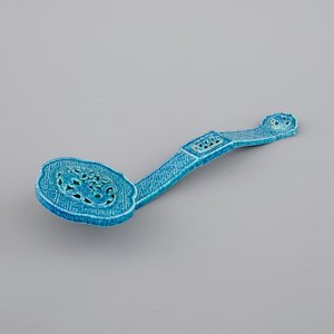 A Chinese robins egg porcelain ruyi scepter, 20th C. — photo 1