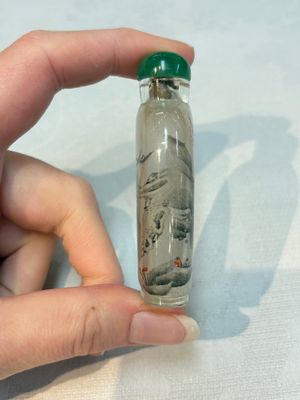 A Chinese rock crystal and two glass inside painted snuff bottles, 19/20th C., with a signed copy of 'Chinese Inside Painting of the Modern Age', 2005 — photo 12