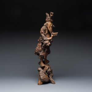 A Chinese rootwood sculpture of an immortal and a boxwood sculpture of Bodhidharma — photo 12