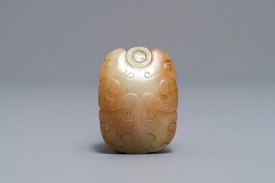 A Chinese russet jade 'Tiger Charm' inscribed pendant, 19/20th C.