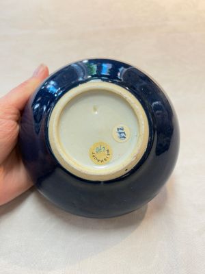 A Chinese sacrificial blue-glazed bowl, 17/18th C. — photo 6