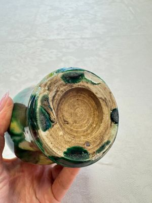 A Chinese sancai-glazed 'Meiping' vase on a wooden stand, 19th C. — 照片 7