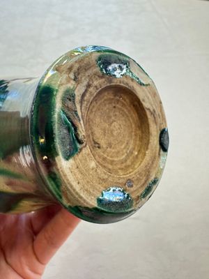 A Chinese sancai-glazed 'Meiping' vase on a wooden stand, 19th C. — 照片 8