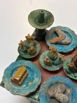 A Chinese sancai-glazed pottery model of an offering table, Ming — photo 2