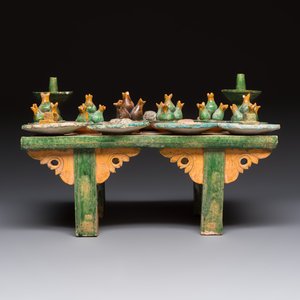 A Chinese sancai-glazed pottery model of an offering table, Ming — photo 2